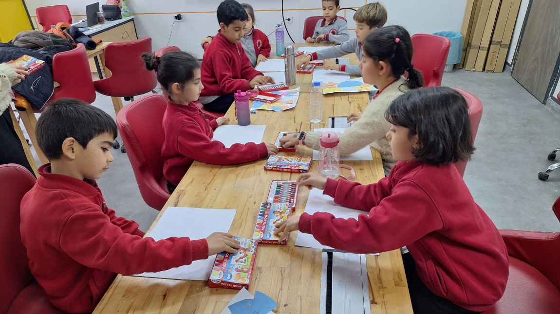 Öğrencilerimize  İslahiye DENEYAP Atölyesi Gezdirildi, Okulumuz Öğrencileri Sınıf Öğretmenleri Yönetiminde DENEYAP Atölyesinde Etkinlikler Yaptırıldılar.